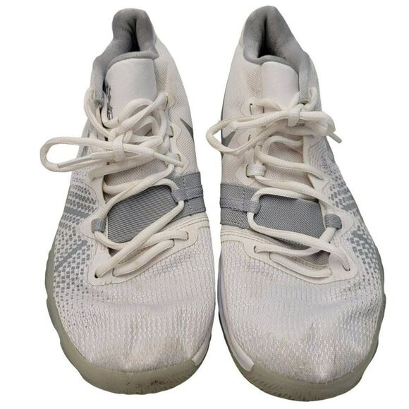 Nike Mens Kyrie Flytrap Sneakers White Metallic Silver Size 9 Basketball Shoes - Picture 3 of 9